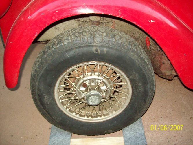 Unknown-Other-1969-Red-2