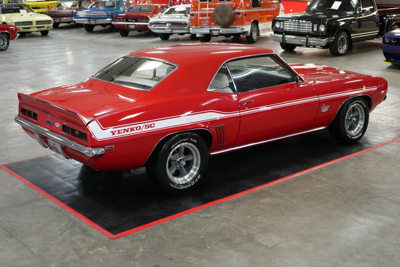 Unknown-Other-1969-Red-White-15