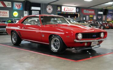 Unknown-Other-1969-Red-White-24