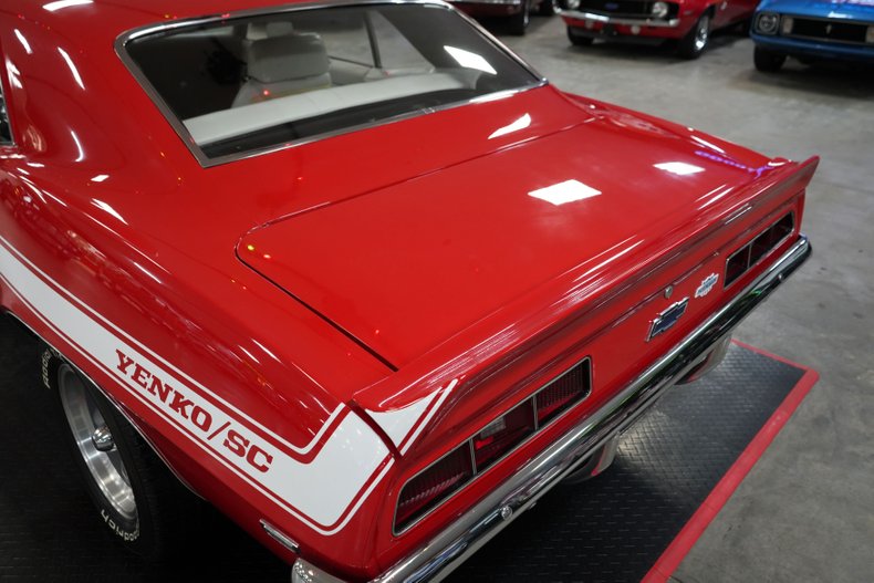 Unknown-Other-1969-Red-White-41