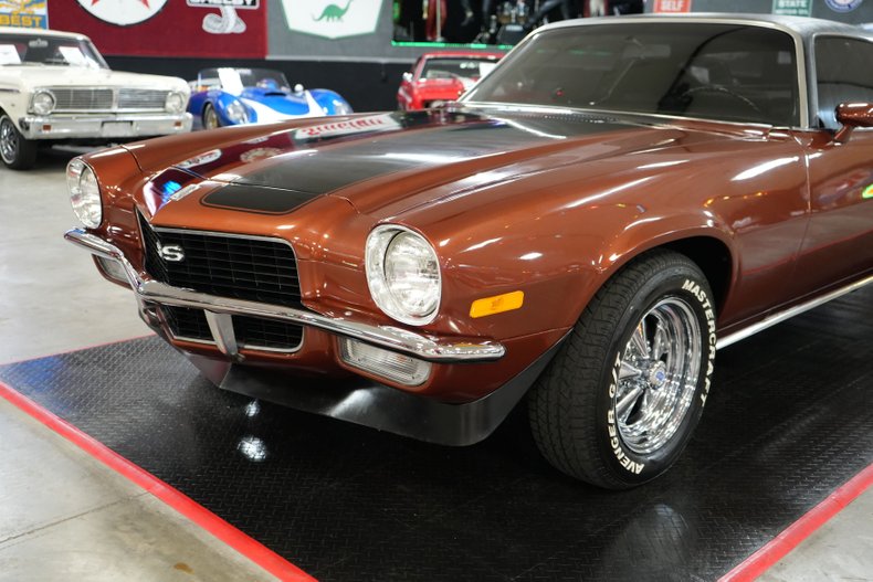 Unknown-Other-1970-Brown-Black-26