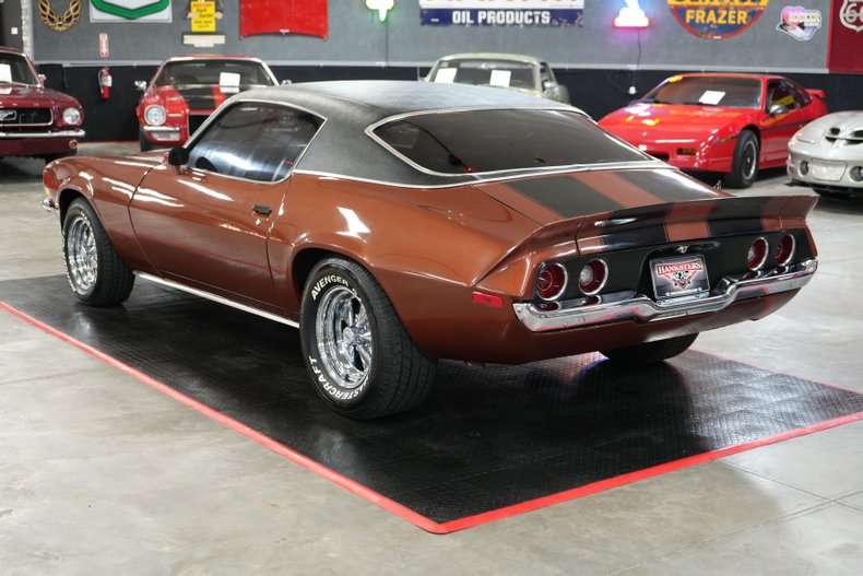 Unknown-Other-1970-Brown-Black-4