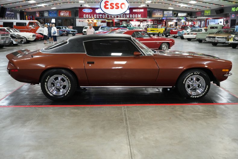 Unknown-Other-1970-Brown-Black-8