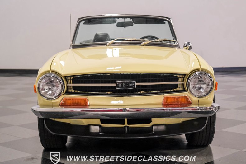Unknown-Other-1970-Jasmine-Yellow-Black-32