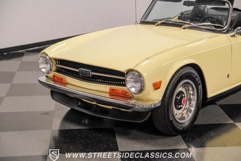 Unknown-Other-1970-Jasmine-Yellow-Black-34