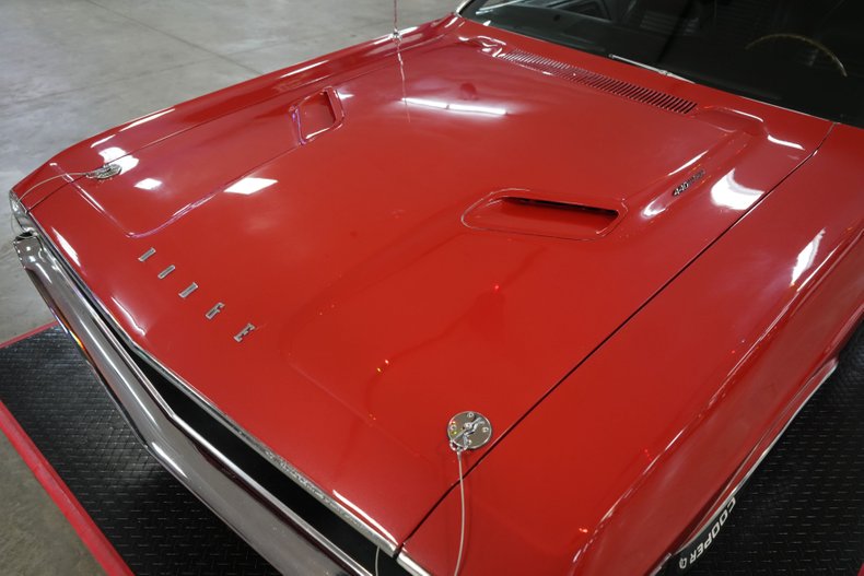 Unknown-Other-1970-Red-Black-40