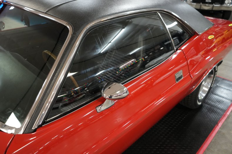 Unknown-Other-1970-Red-Black-42