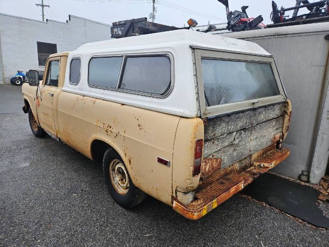 Unknown-Other-1970-Yellow-Black-8
