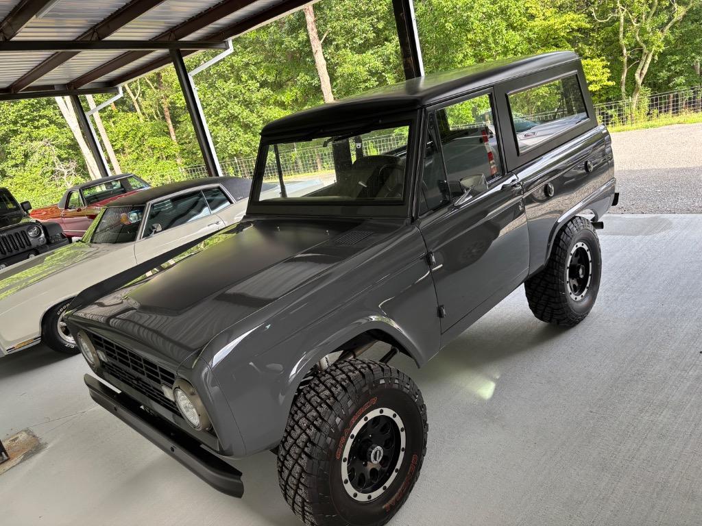 Unknown-Other-1971-Gray-Black-1