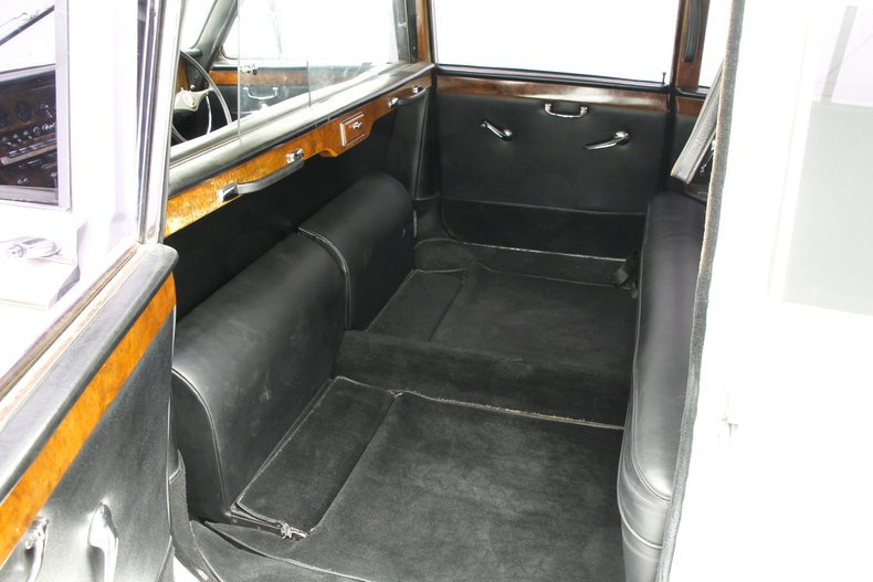 Unknown-Other-1971-White-21