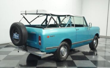 Unknown-Other-1972-Blue-Blue-16