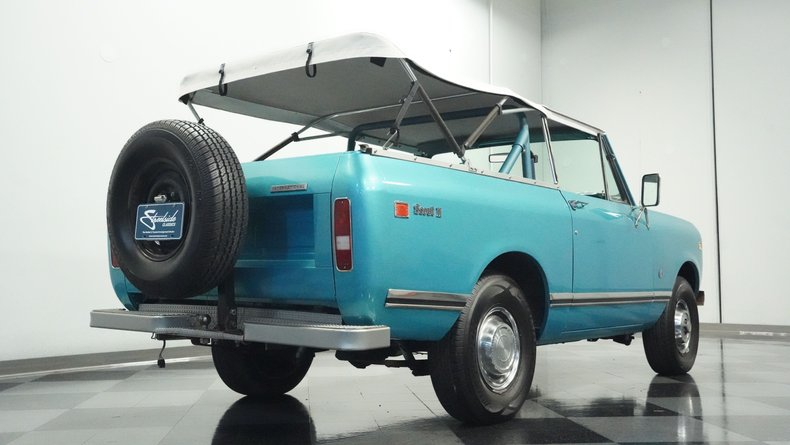Unknown-Other-1972-Blue-Blue-27