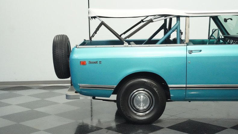 Unknown-Other-1972-Blue-Blue-33