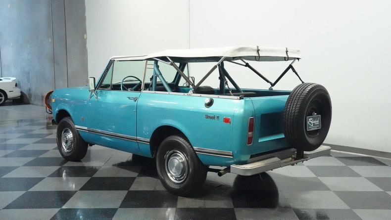 Unknown-Other-1972-Blue-Blue-6