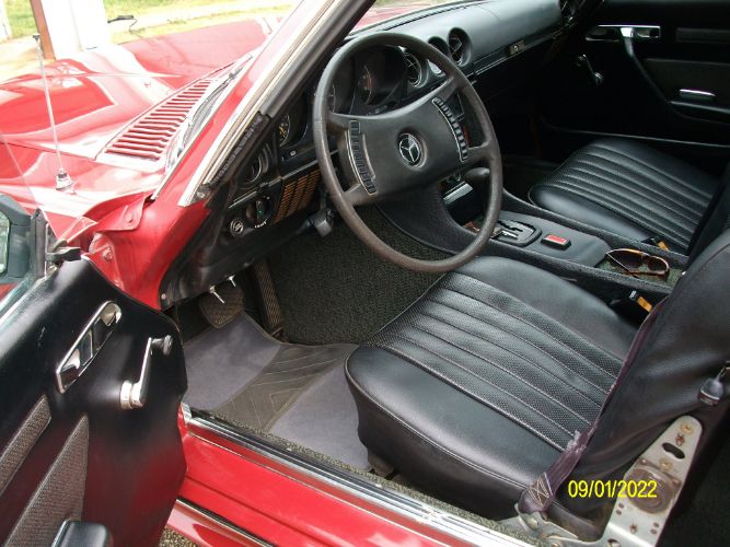 Unknown-Other-1972-Red-Black-40