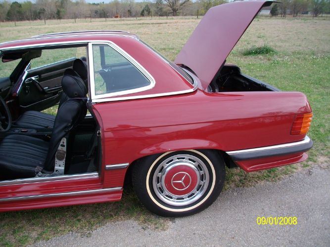 Unknown-Other-1972-Red-Black-43