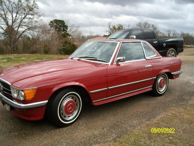 Unknown-Other-1972-Red-Black-47