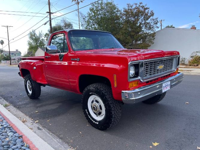Unknown-Other-1973-Red-7