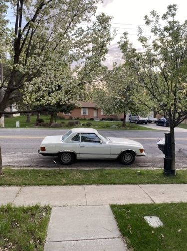 Unknown-Other-1973-White-Blue-3