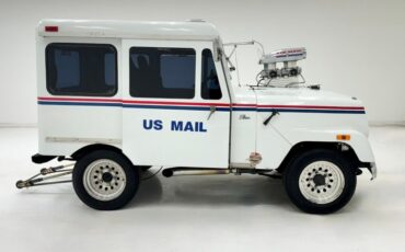 Unknown-Other-1974-White-Black-7