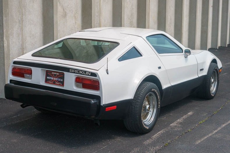 Unknown-Other-1975-White-Black-4