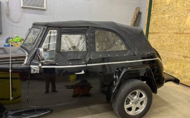 Unknown-Overland-1950-Black-2