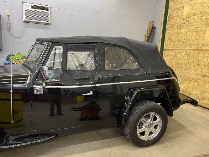 Unknown-Overland-1950-Black-2