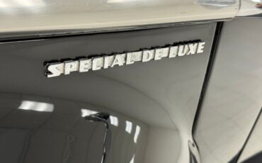 Unknown-P15-special-deluxe-1948-Plymouth-Black-Gray-15