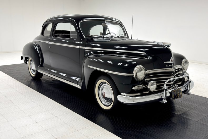 Unknown-P15-special-deluxe-1948-Plymouth-Black-Gray-9