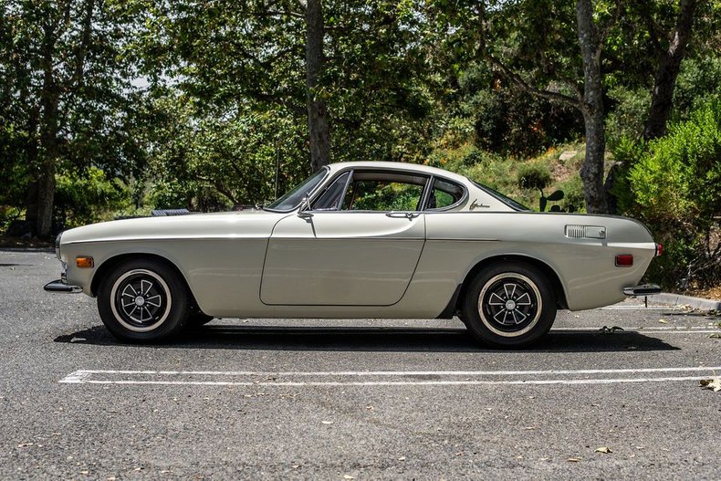 Unknown-P1800-1971-White-Red-29