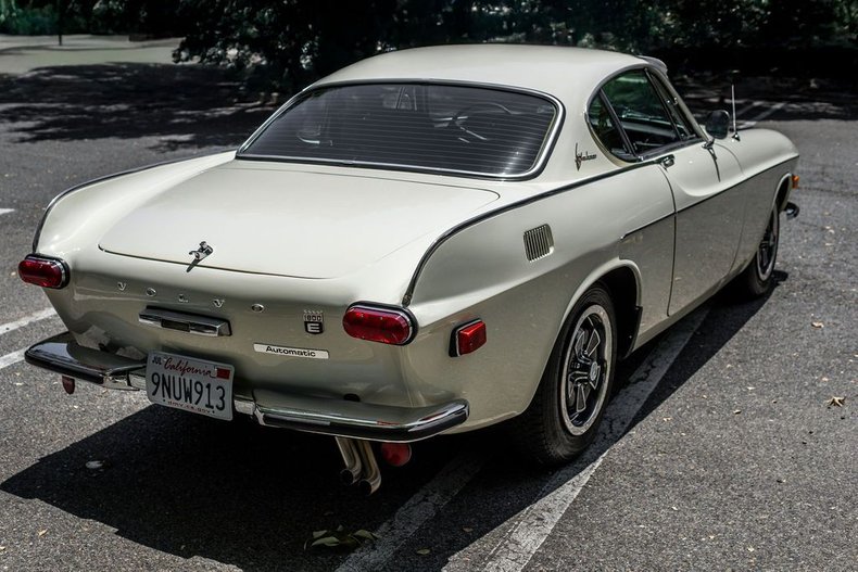 Unknown-P1800-1971-White-Red-3