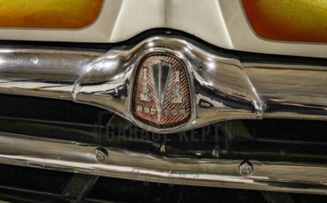 Unknown-Pacemaker-1951-White-Black-38