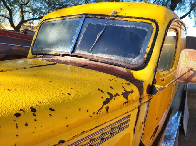 Unknown-Panel-truck-1941-Yellow-2