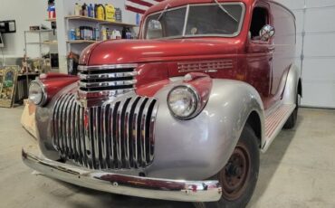 Unknown-Panel-truck-1946-Red