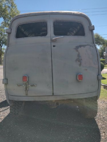 Unknown-Panel-truck-1949-Primer-9