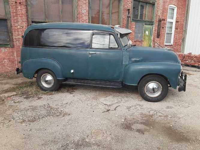 Unknown-Panel-truck-1951-Green-6