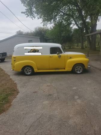 Unknown-Panel-truck-1955-Yellow