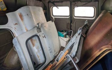 Unknown-Panel-truck-1959-Patina-2