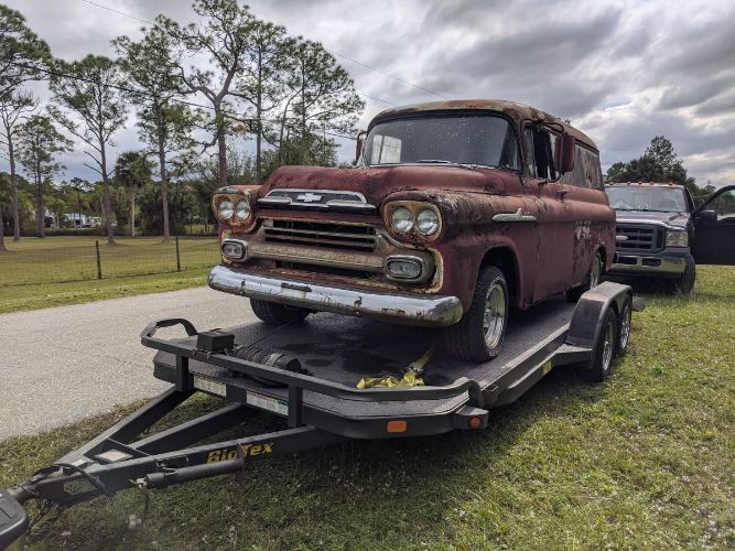 Unknown-Panel-truck-1959-Patina-3