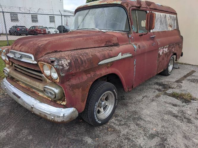 Unknown-Panel-truck-1959-Patina-7