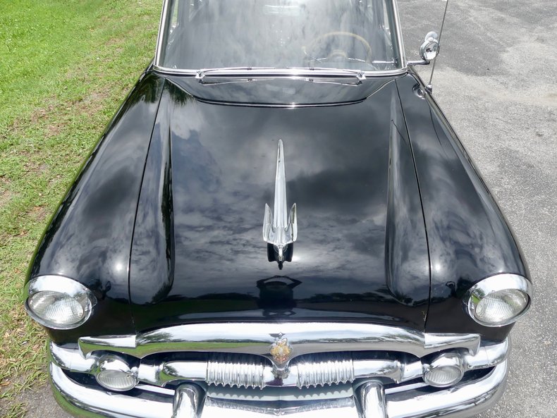 Unknown-Patrician-1953-Black-Gray-40