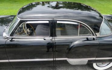 Unknown-Patrician-1953-Black-Gray-8
