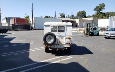 Unknown-Patrol-1964-White-8