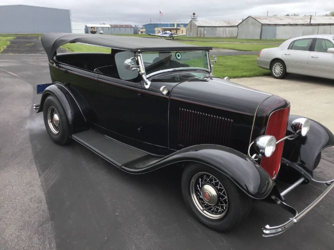 Unknown-Phaeton-1932-Black-Black-19