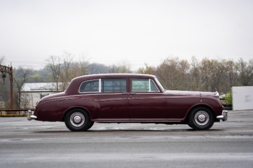 Unknown-Phantom-v-1961-Burgundy-Tan-4