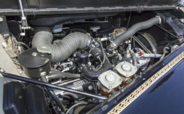 Unknown-Phantom-v-1962-Burgundy-Beige