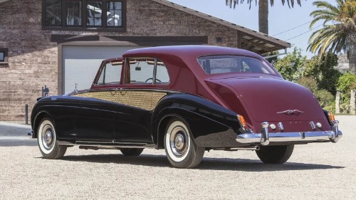 Unknown-Phantom-v-1962-Burgundy-Beige-8