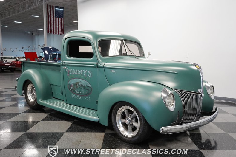 Unknown-Pickup-1940-Satin-Green-Black-15