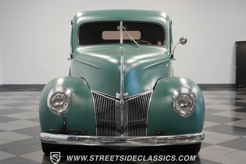 Unknown-Pickup-1940-Satin-Green-Black-16