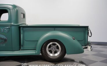 Unknown-Pickup-1940-Satin-Green-Black-22